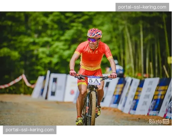 云南选手袁金伟日本杯静冈站双冠加身，亚运测试赛展现中国山地车新生代力量