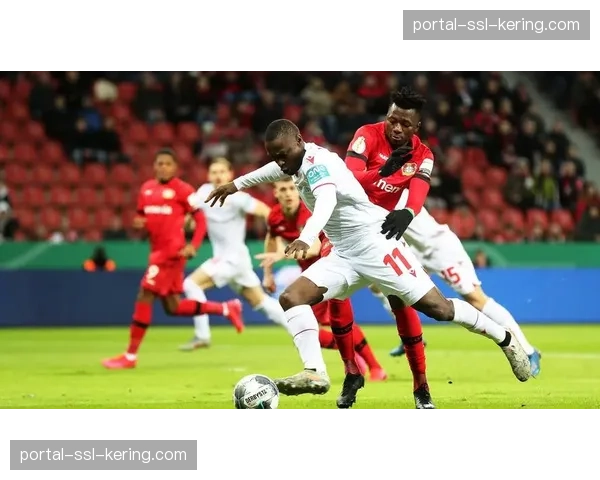 美国亿万富翁为何抛弃华尔街转投英超足球俱乐部？